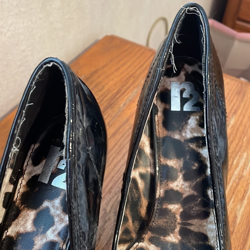 Black heels size 7 - Picture 3 of 6